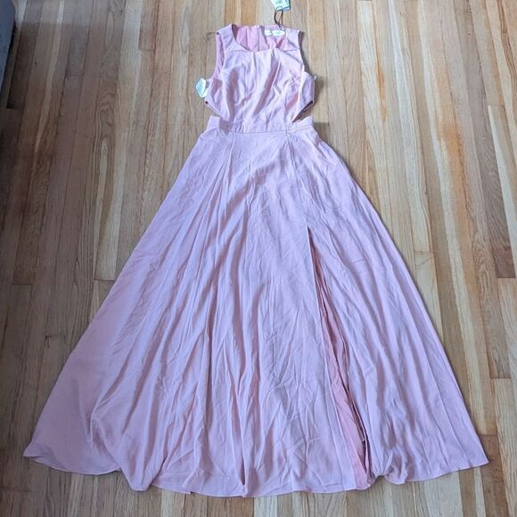 Fame and Partners light blush pink high neck dress with side cutouts NWT - Picture 2 of 7